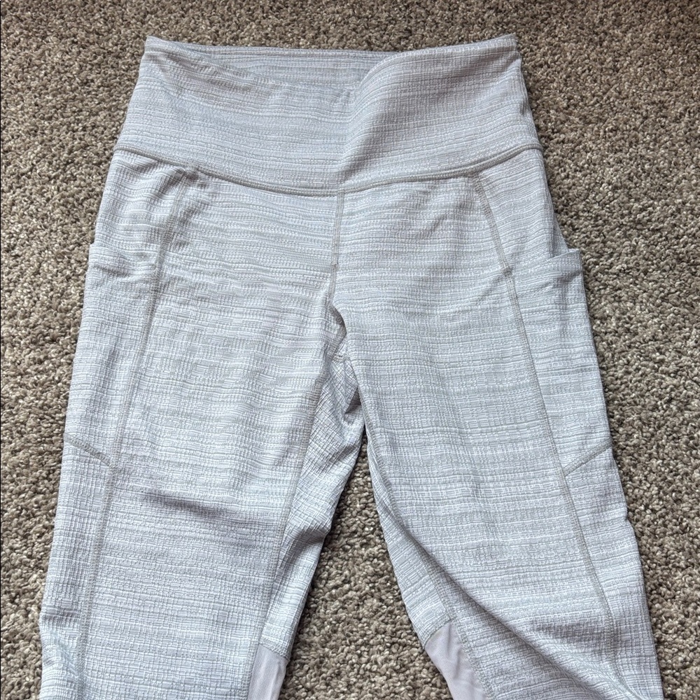 Athleta Capri Leggings - Picture 3 of 8
